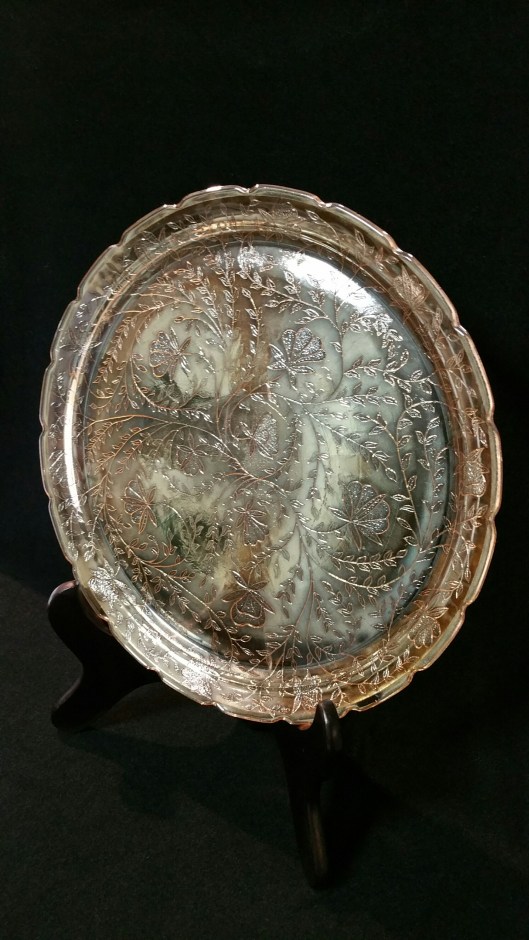 depression-glass-won-at-the-springfield-state-fair-by-dick-alane-iridescent-jeannette-floragold-13-in-plate